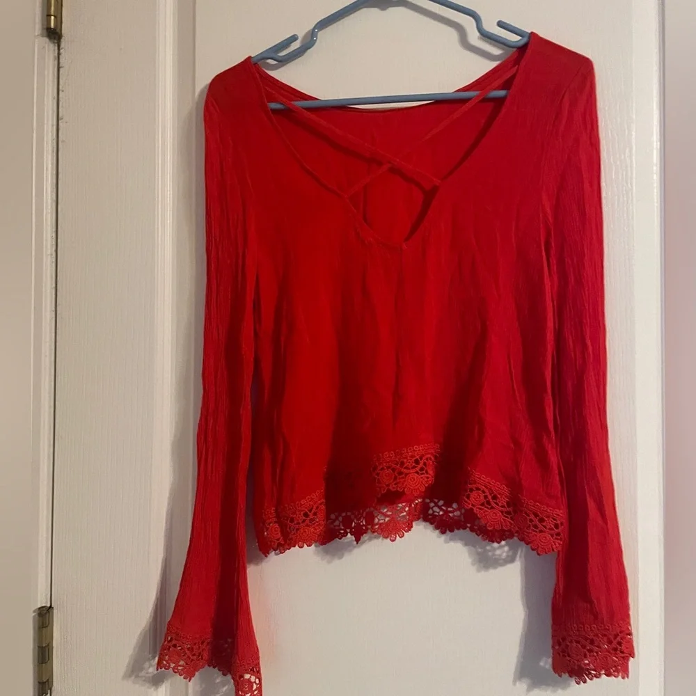 H&M Coachella Blouse Womens 4 Red Excellent Strappy Crochet‎ Lace Bell Sleeve